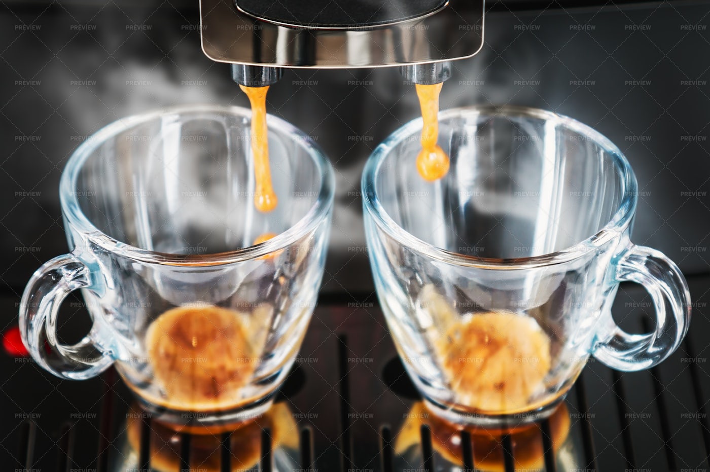 Coffees Under The Machine: Stock Photos