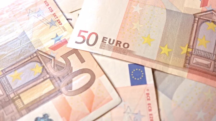 Rotating View 50 Euro Banknotes : Stock Video