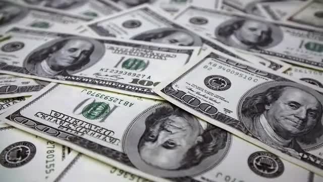 Scattered 100 Dollars: Stock Video
