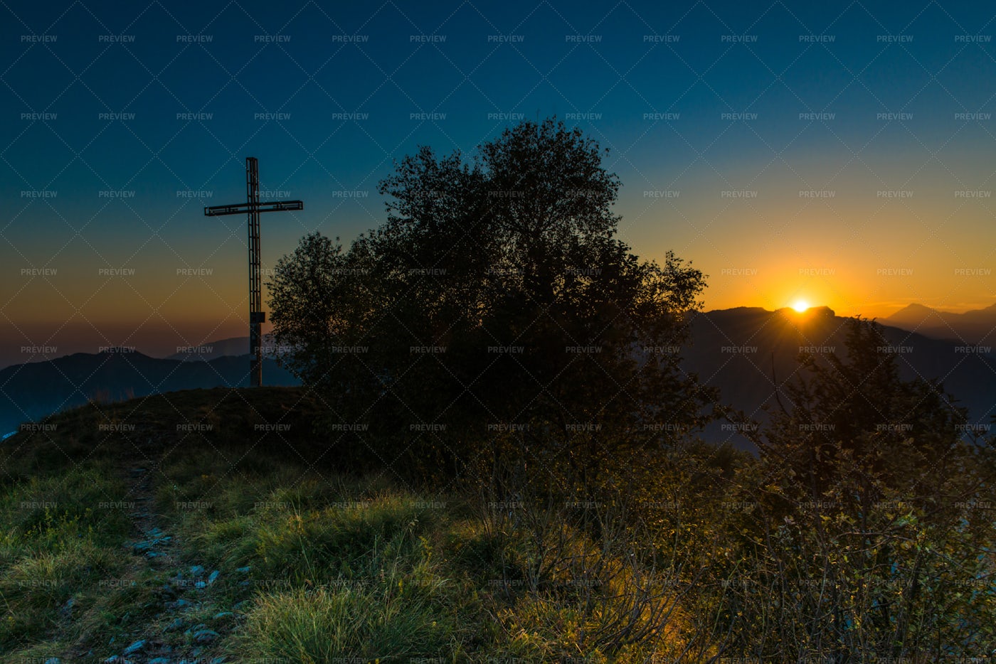 Cross In Mountain: Stock Photos