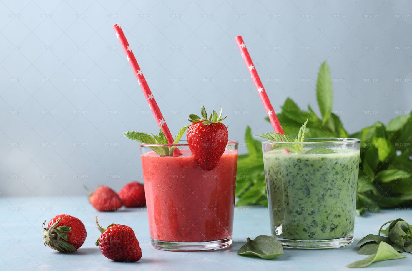 Detox Smoothies: Stock Photos