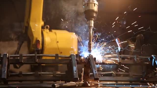 Industrial Welding Robot 05: Stock Video