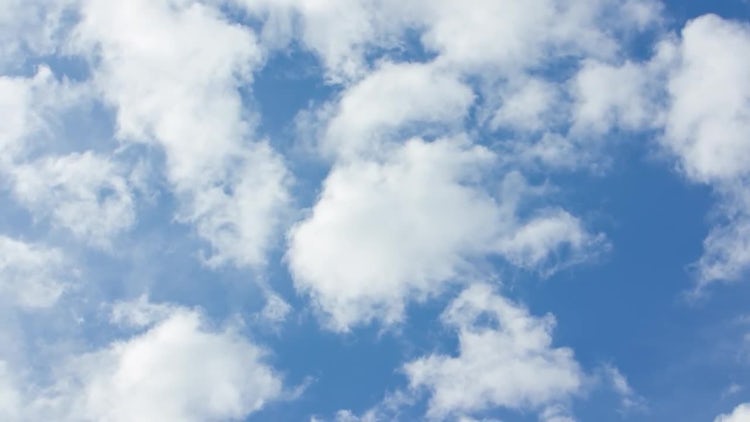 Clouds Moving In Slow Motion: Stock Video