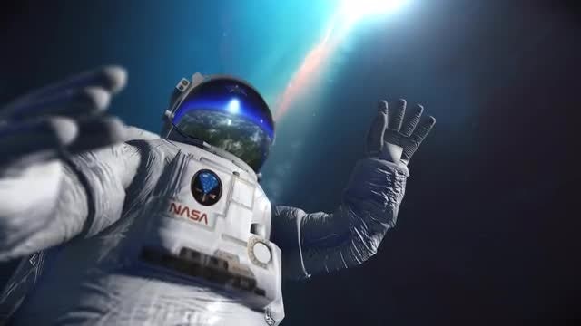 Astronaut In Space: Stock Motion Graphics
