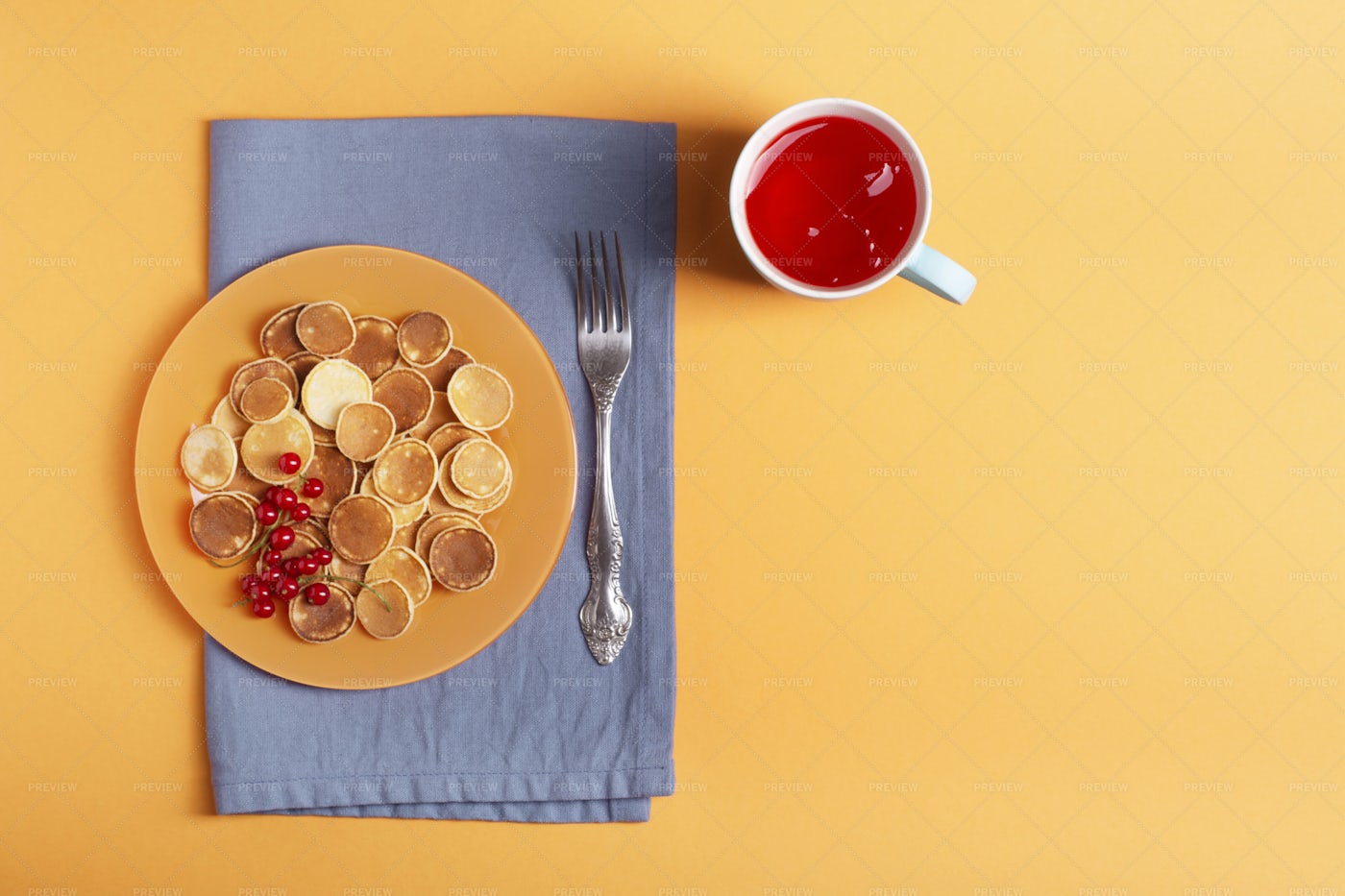 A Mini Pancake Breakfast: Stock Photos