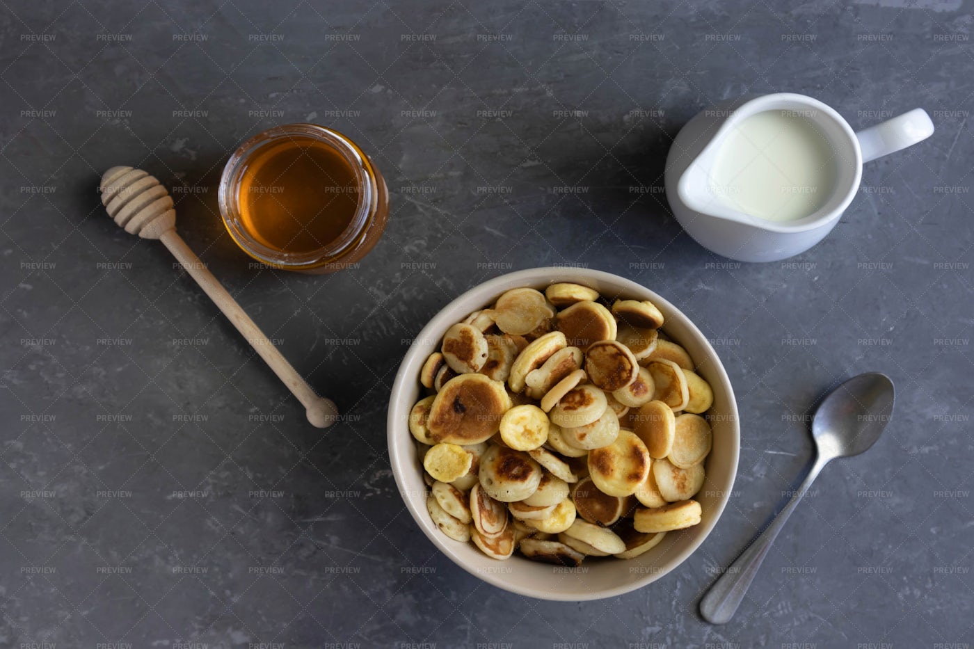 Honey And Tiny Pancakes: Stock Photos