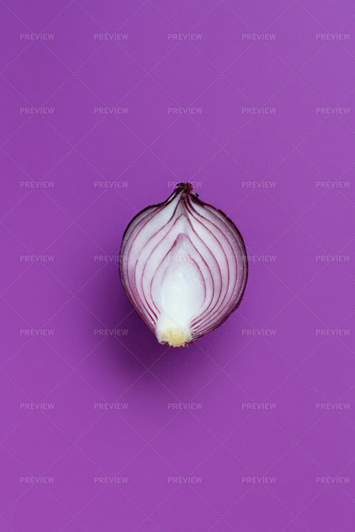 Purple Onion: Stock Photos