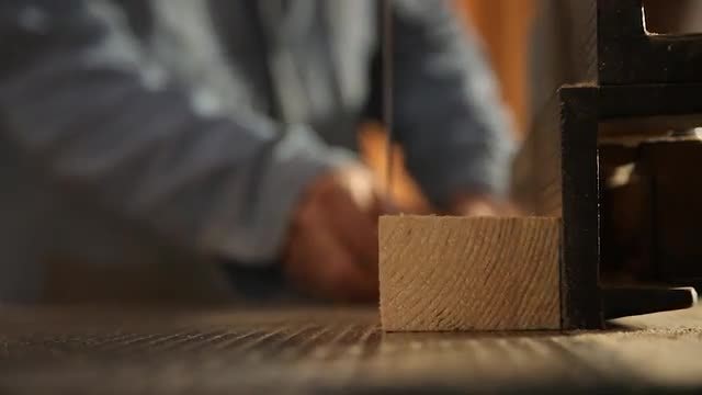Carpenter Using Table Saw: Stock Video
