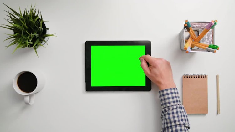 IPad Scroll Up : Stock Video