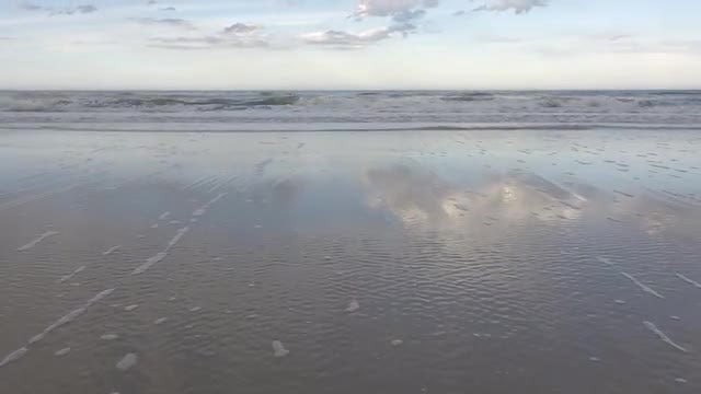 Ocean Waves Hitting The Beach: Stock Video