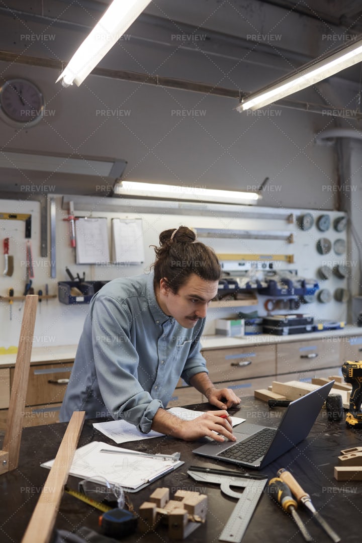 Architect Using A Laptop: Stock Photos