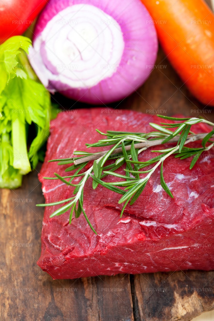 Fresh Raw Beef Cut: Stock Photos