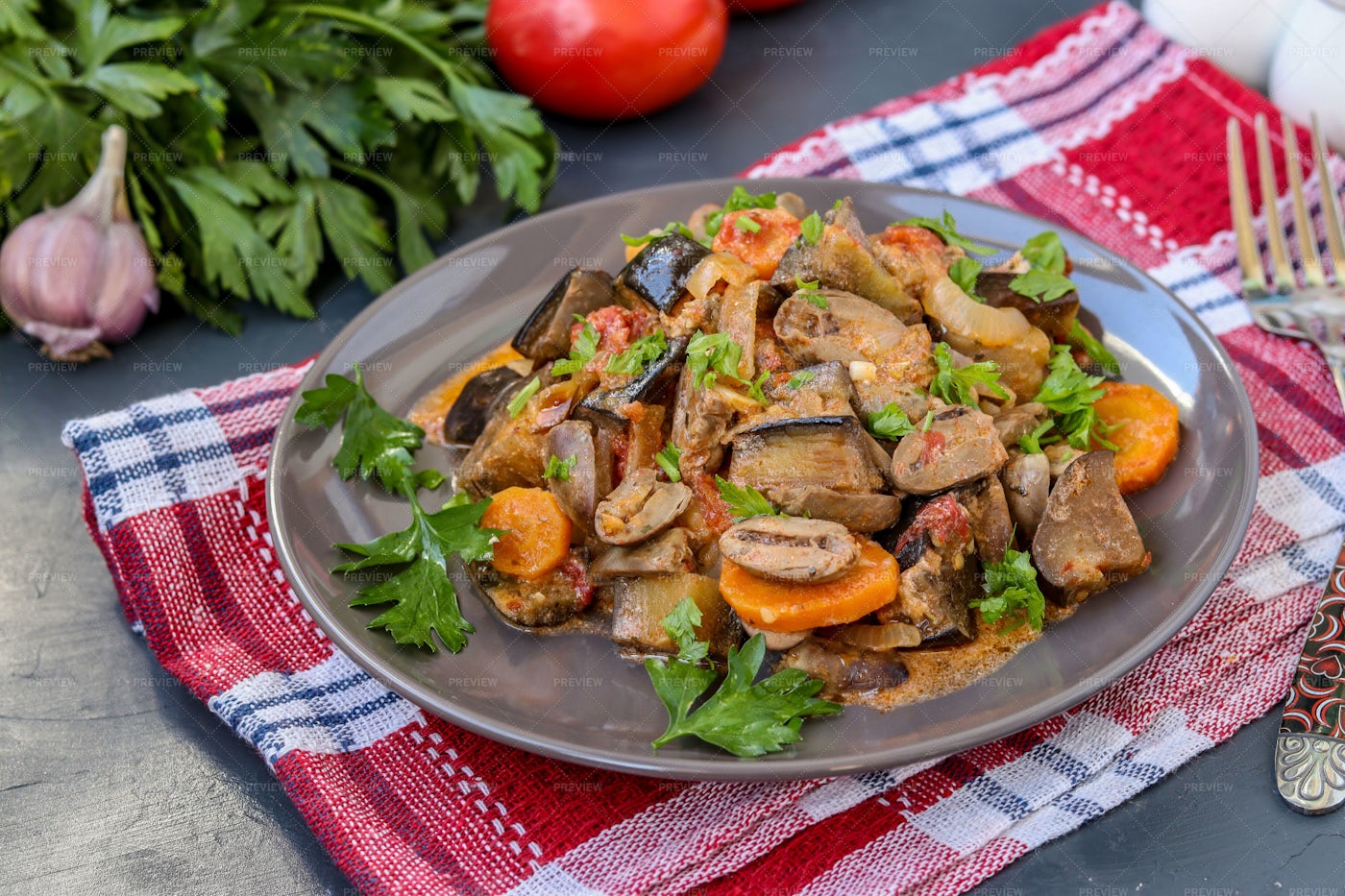 Chicken Hearts Cooked With Vegetables: Stock Photos