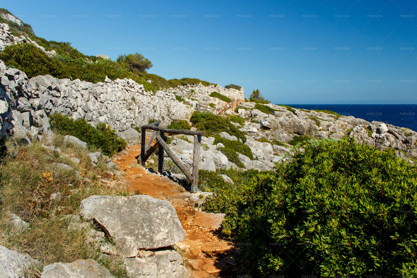 Cipolliane Caves Coastal Path: Stock Photos