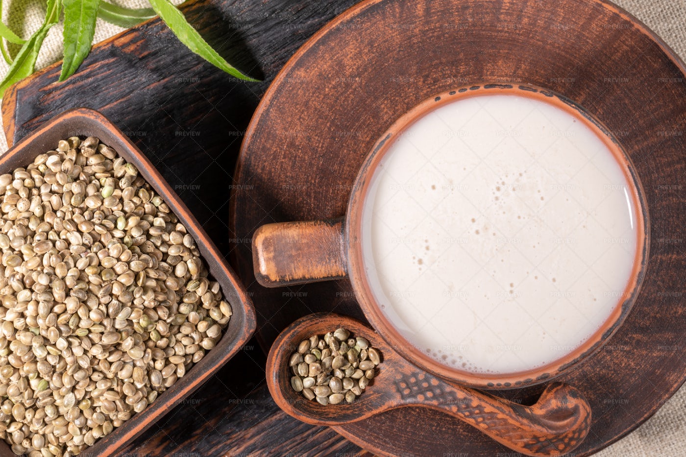 Hemp Milk: Stock Photos