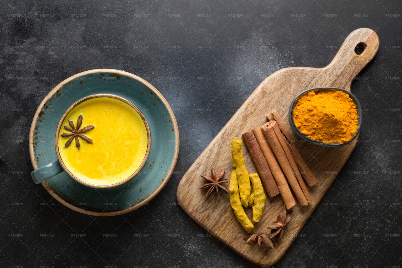 Golden Turmeric Milk: Stock Photos