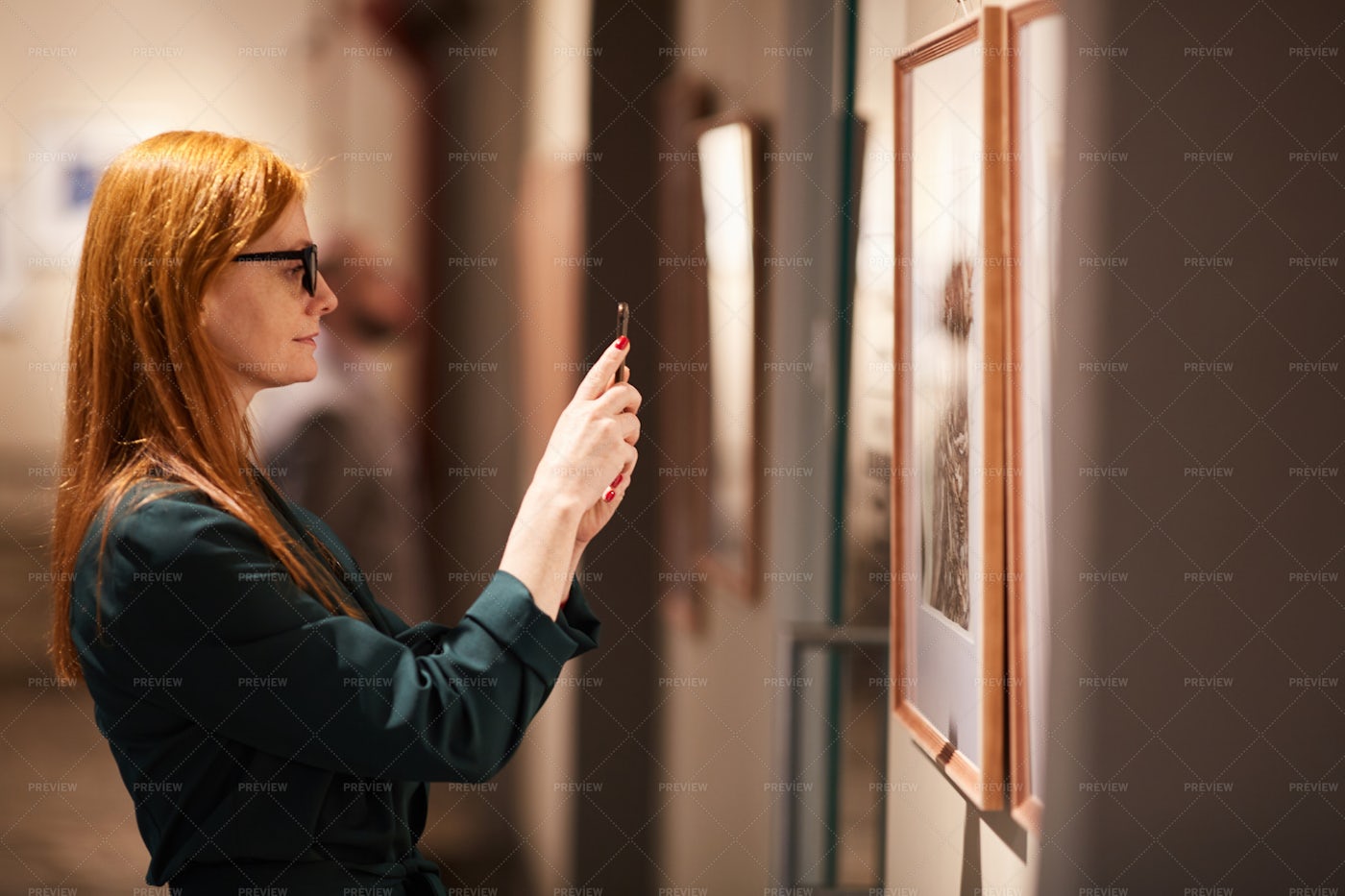 Photographing Gallery Paintings: Stock Photos