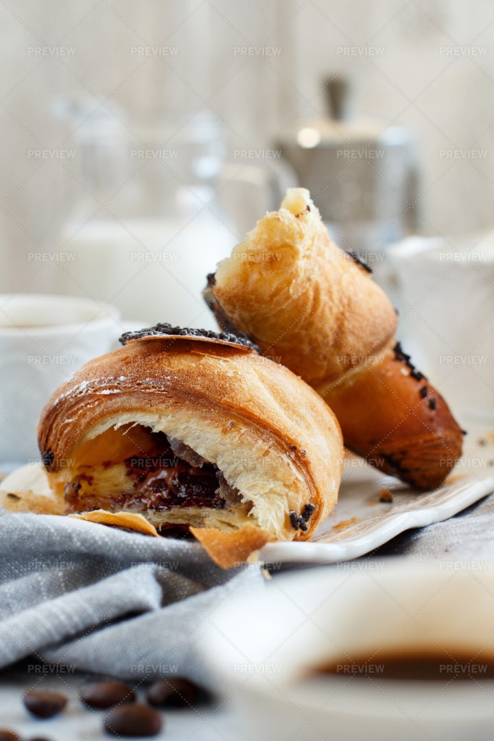 Coffee And Croissant: Stock Photos