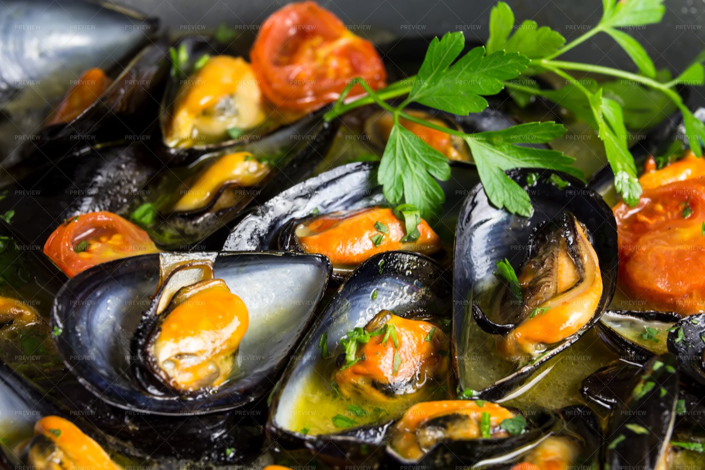 Pile Of Delicious Mussels: Stock Photos