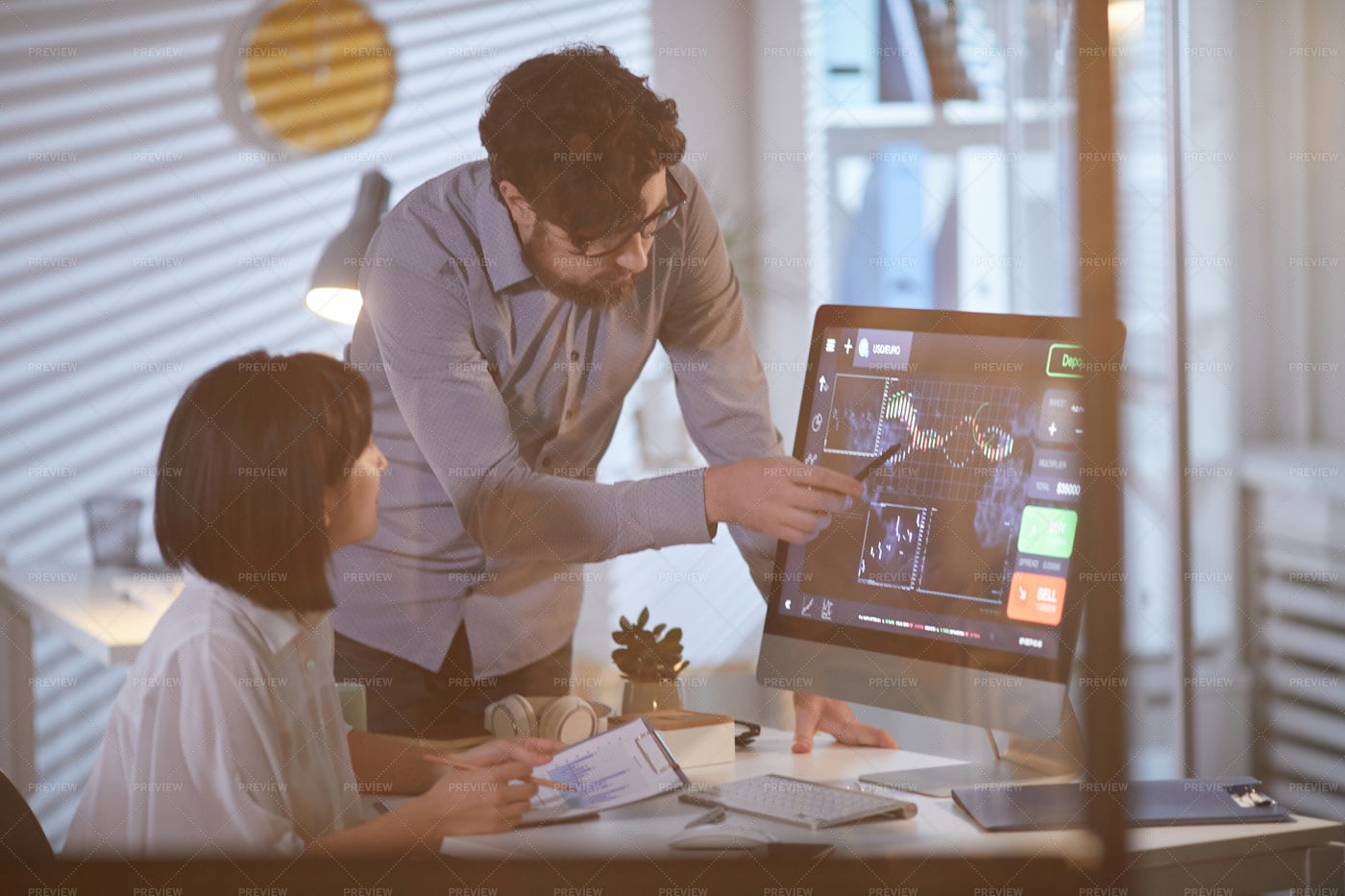 Financial Team Working: Stock Photos