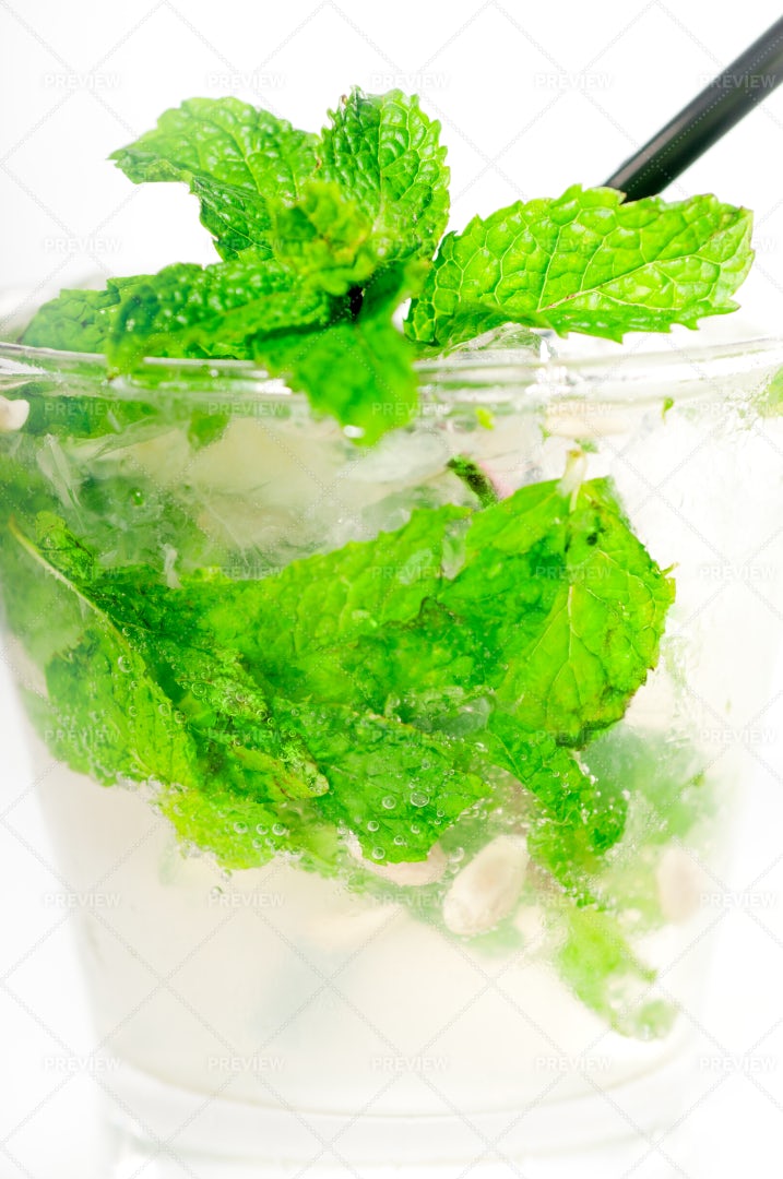 Mojito Caipirina Cocktail: Stock Photos