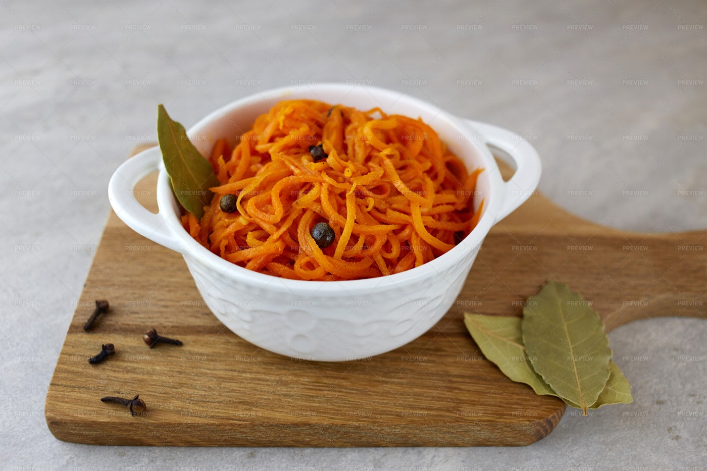 Spicy Pickled Carrots: Stock Photos