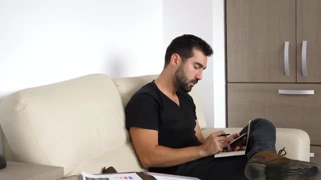 Businessman Taking Notes: Stock Video