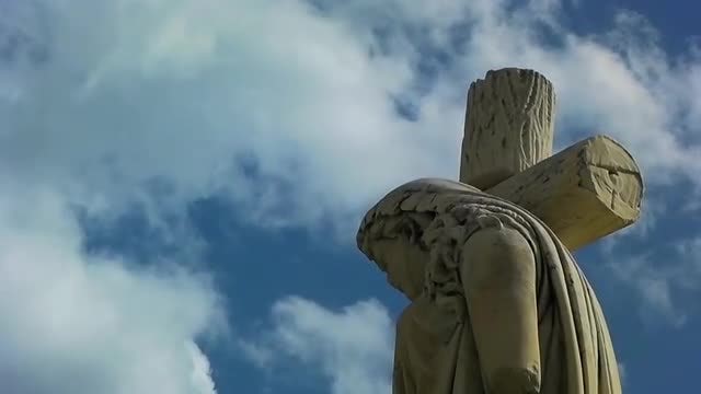 Saint And Clouds Timelapse: Stock Video