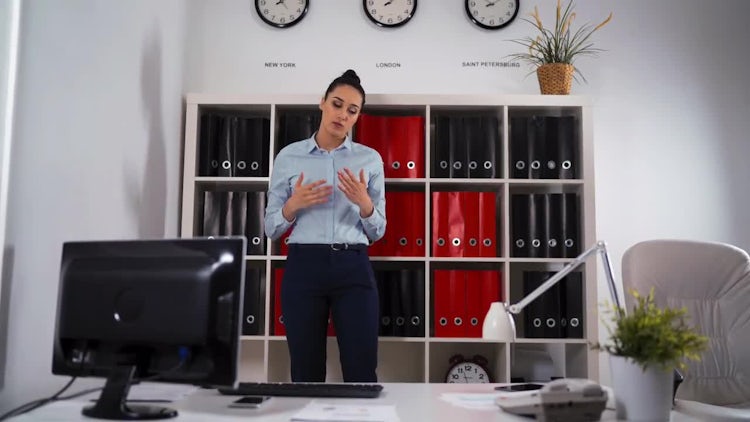 Thinking Of Solutions In Office: Stock Video