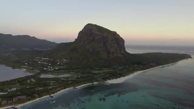 Le Morne Brabant Peninsula : Stock Video