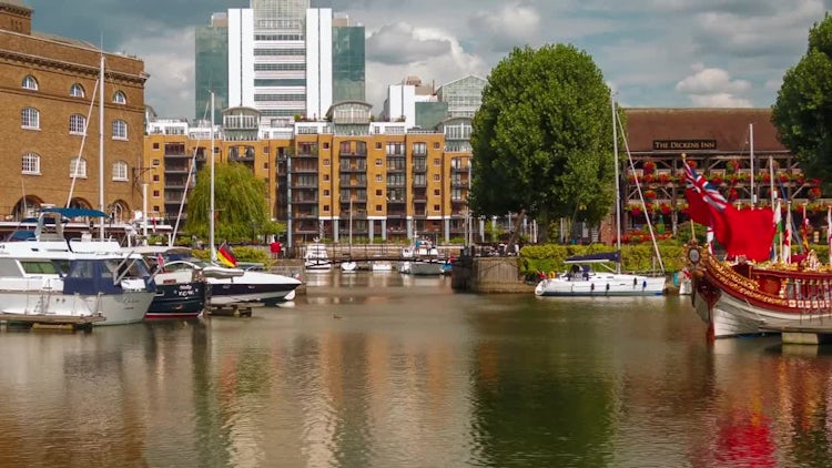 Time-Lapse of St Katharine Docks in London, UK: Stock Video