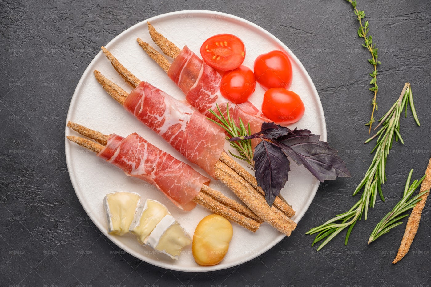 Italian Food On Plate: Stock Photos