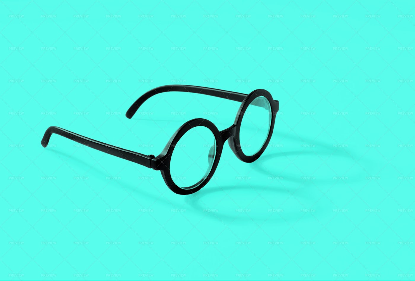 Round Glasses With Shadow: Stock Photos
