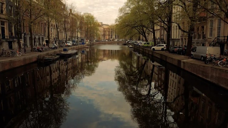 Amsterdam Canals During Late Afternoon: Stock Video