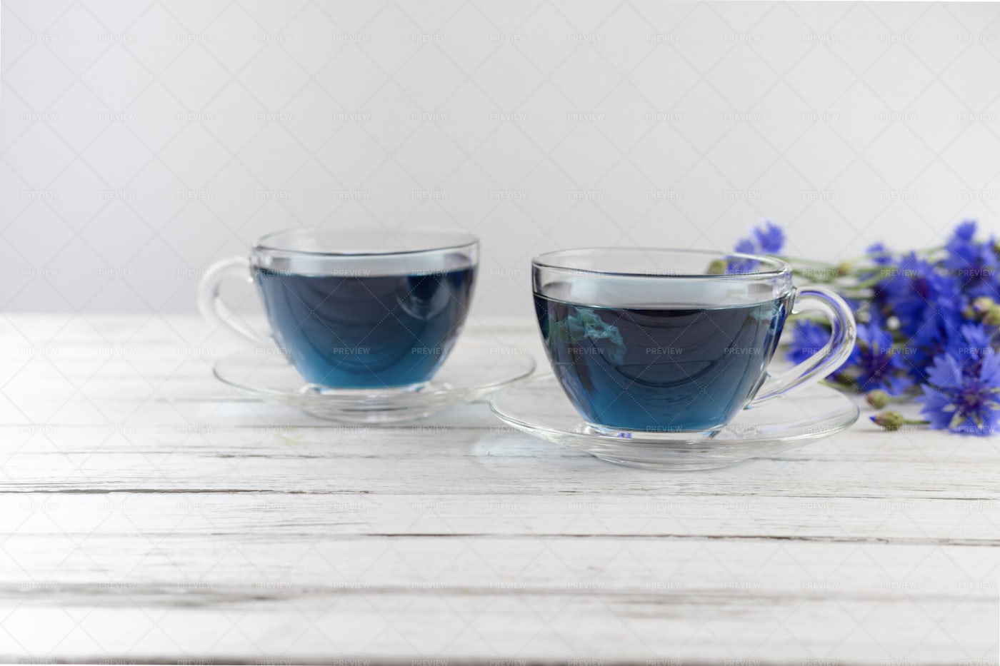 Blue Tea: Stock Photos