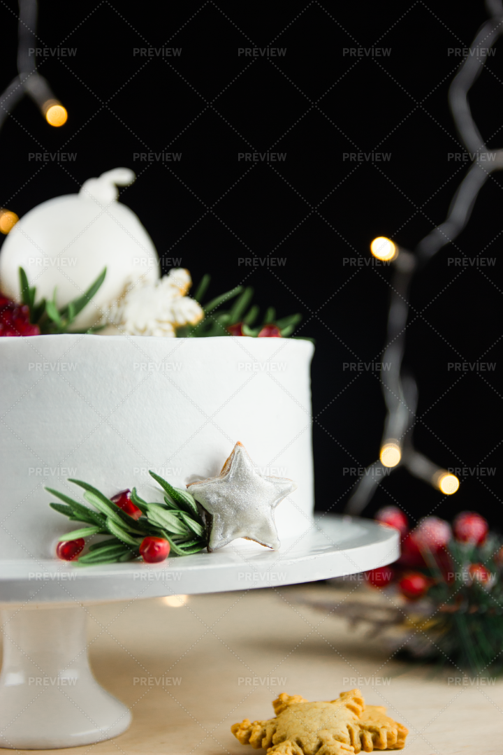 Christmas Cake: Stock Photos