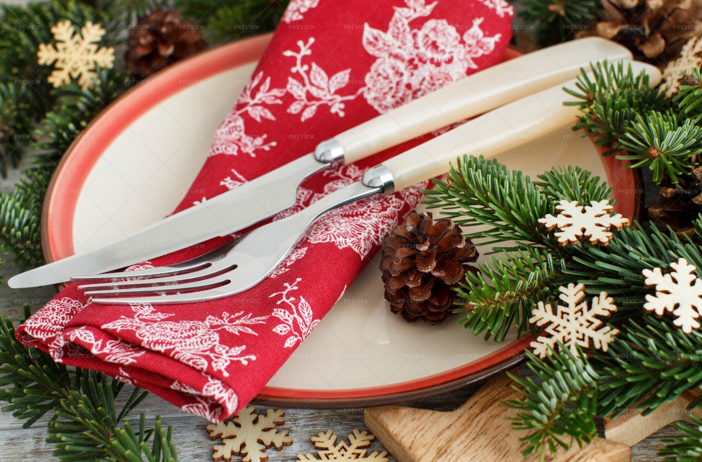 Christmas Table Setting: Stock Photos