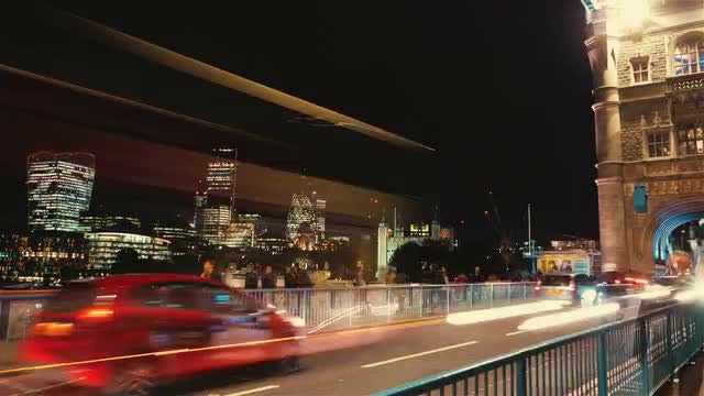 Time Lapse Of Tower Bridge : Stock Video