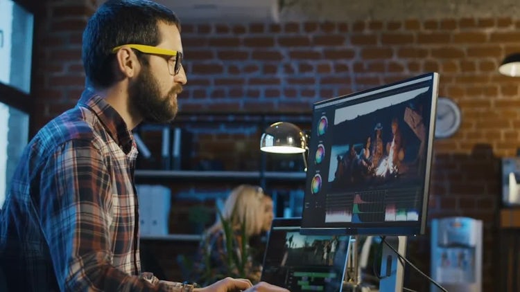 Man Working On Video Edit: Stock Video