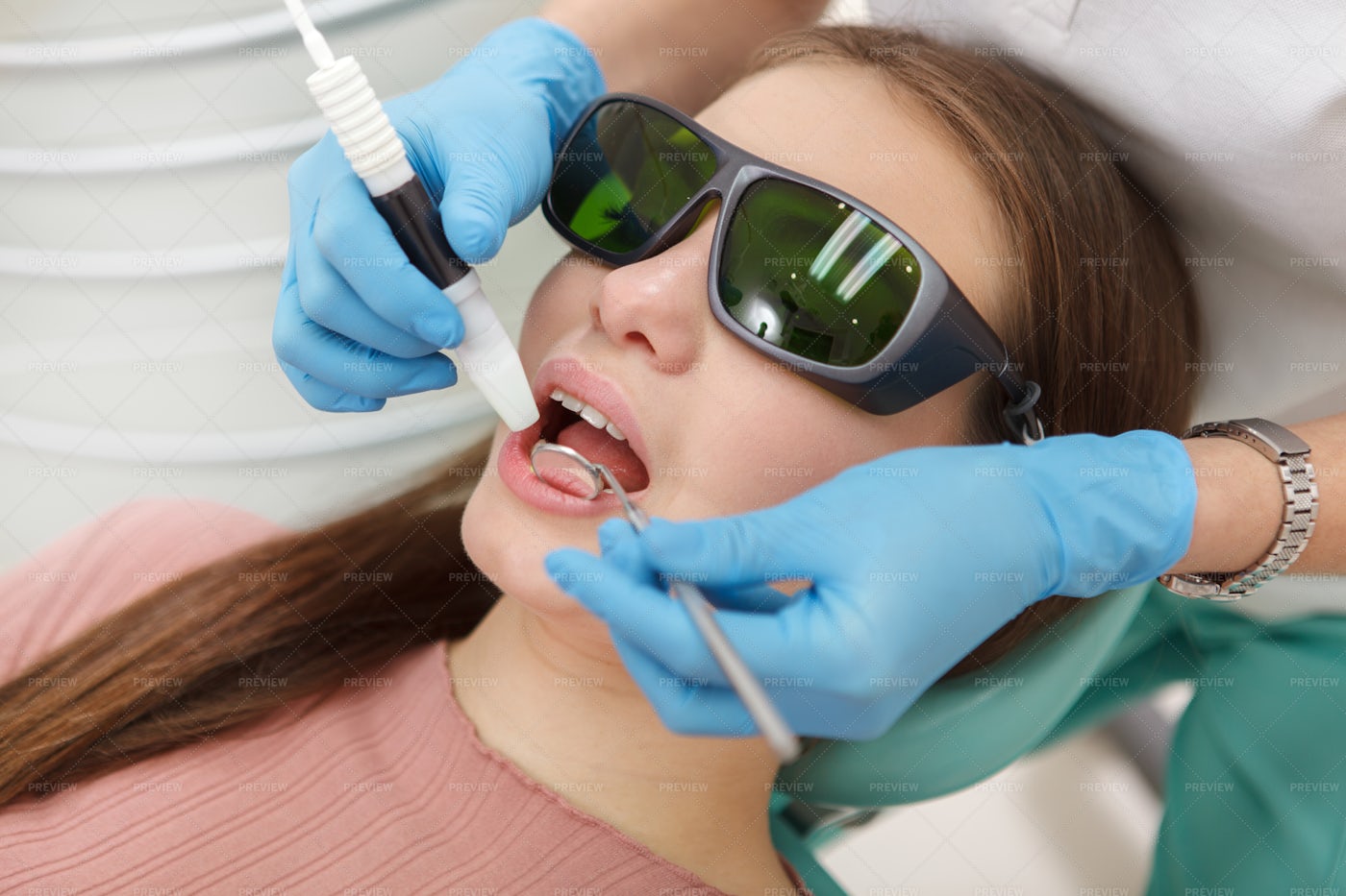 dental-cleaning-procedure-stock-photos-motion-array