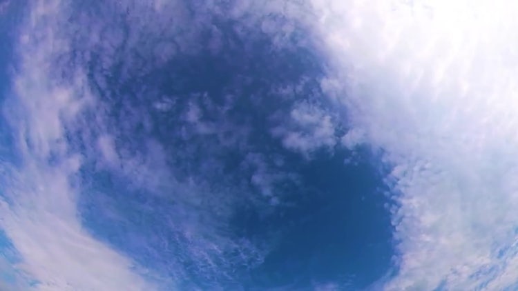 Smokey Clouds Spreading : Stock Video