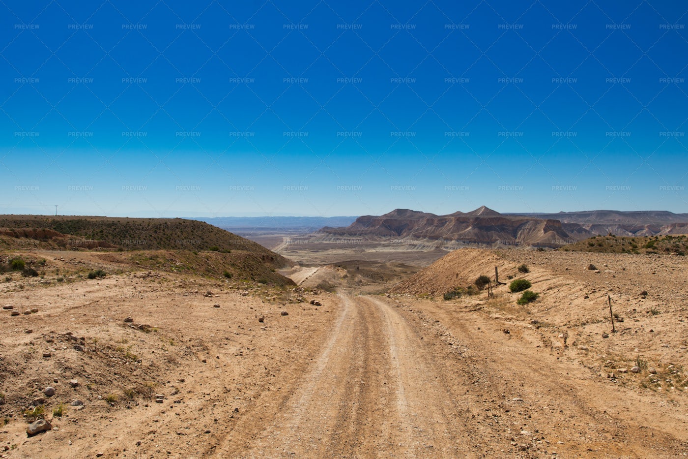 Dirt Road: Stock Photos