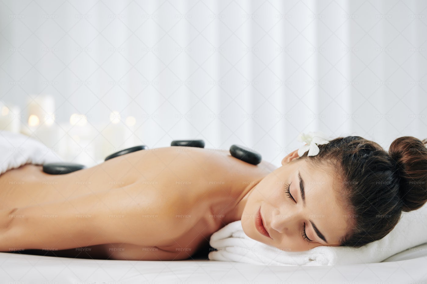 Relaxing Hot Stones Massage: Stock Photos