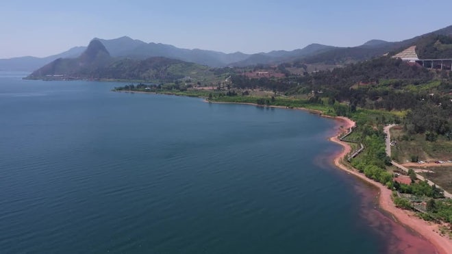 Aerial photo shows tourists enjoying summer time on the beach in Fuzhou  City, southeast China's Fujian Province, 6 August, 2023. (Photo by  ChinaImages/Sipa USA) Credit: Sipa US/Alamy Live News Stock Photo 