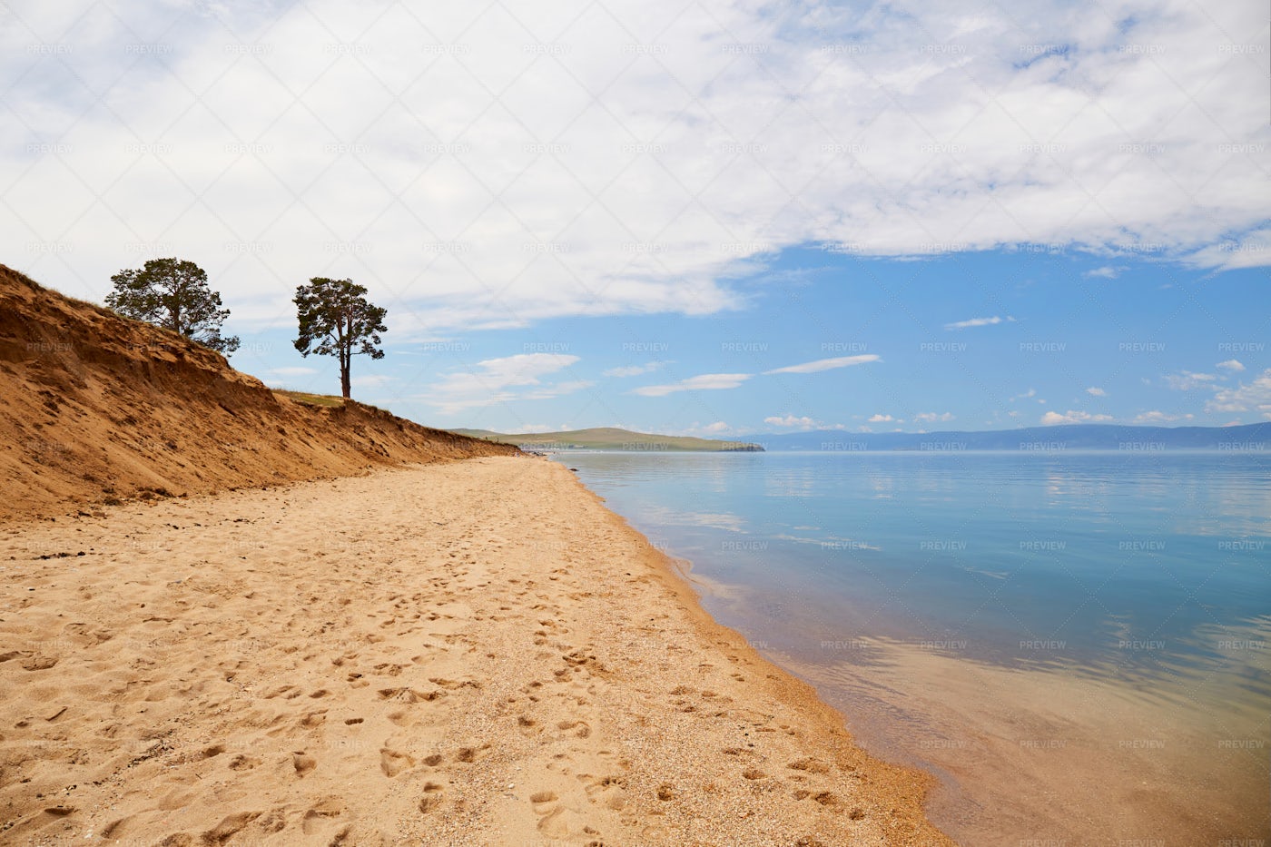 The Shore Of Lake Baikal: Stock Photos